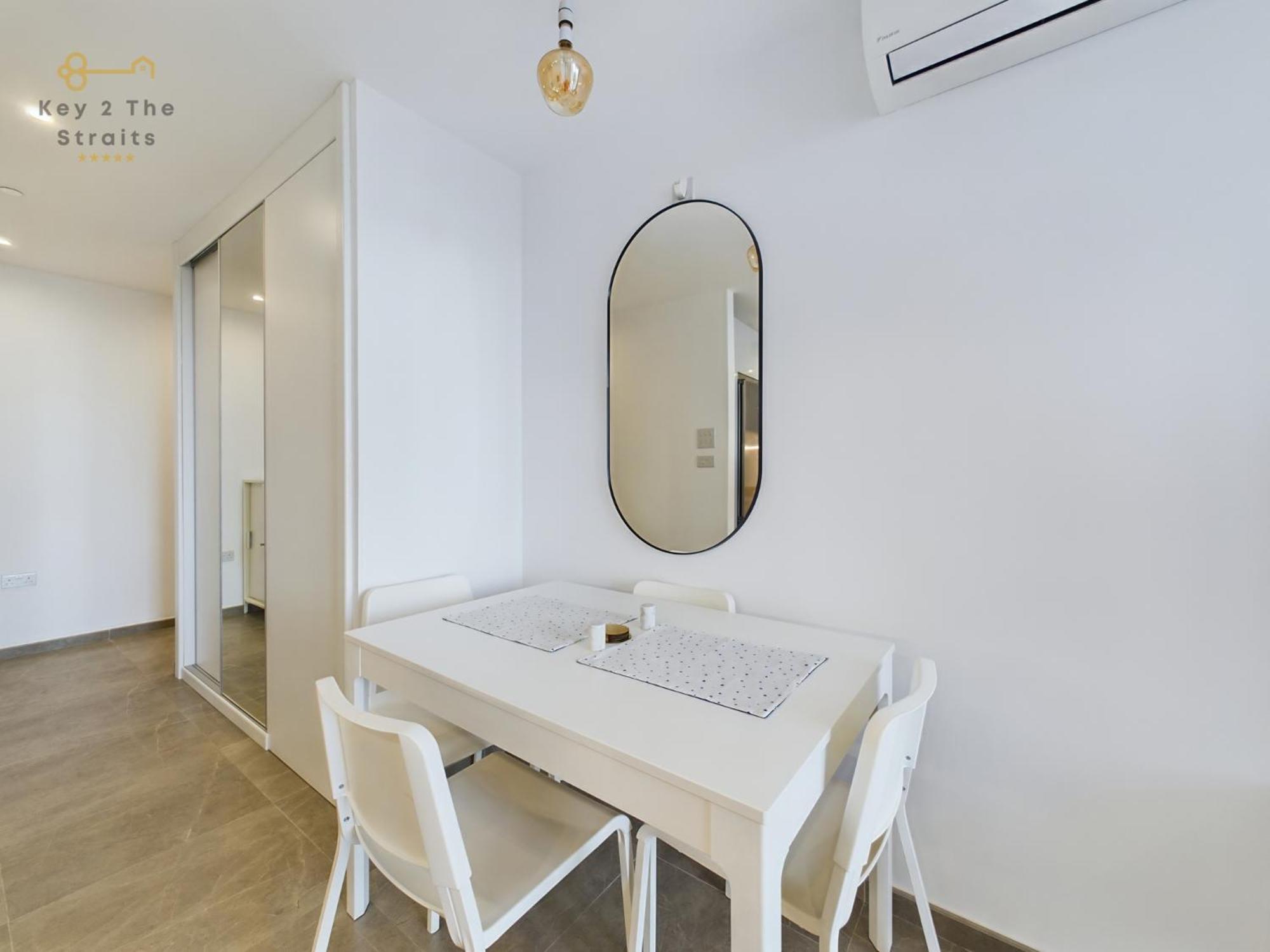 Luxury Sunrise Beach And Oceanview Room With Balcony Гибралтар Екстериор снимка