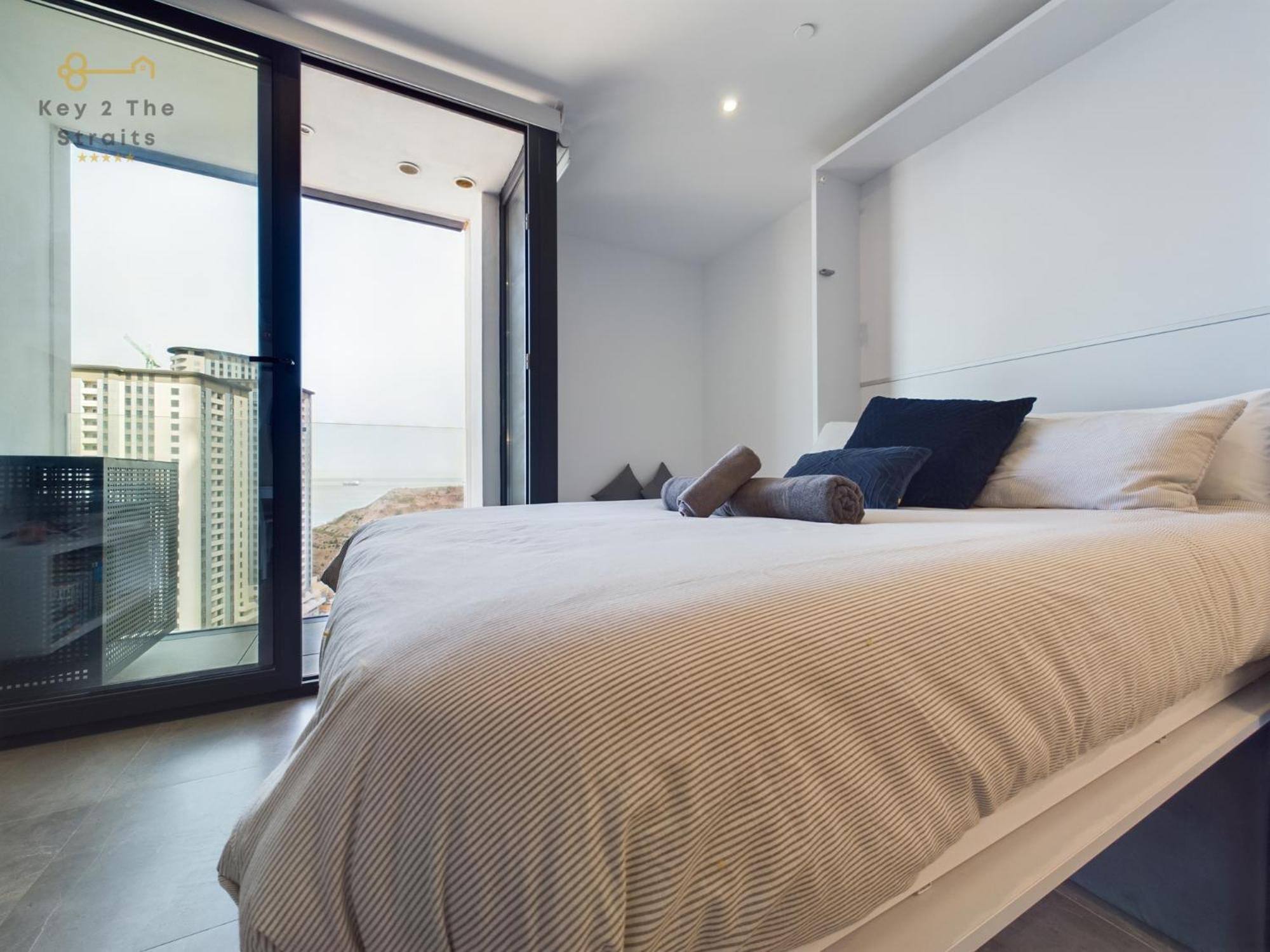 Luxury Sunrise Beach And Oceanview Room With Balcony Гибралтар Екстериор снимка